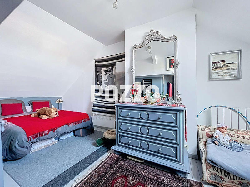 Maison - 94 m² - 5 pièces