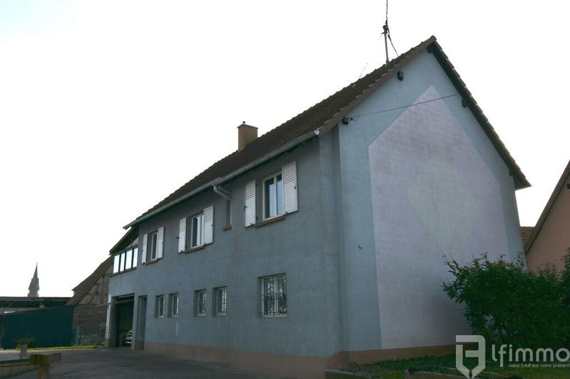 Immeuble - 261 m² - 9 pièces
