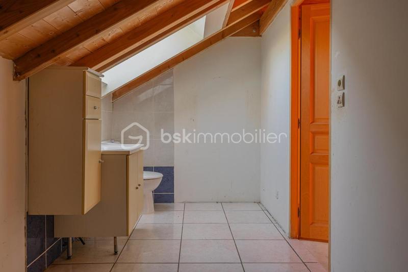 Maison - 111 m² - 6 pièces