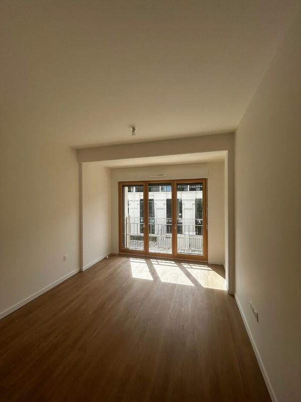 Appartement - 101 m² - 5 pièces