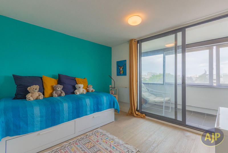 Appartement - 109 m² - 4 pièces