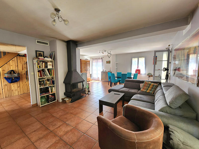 Maison - 163 m² - 7 pièces