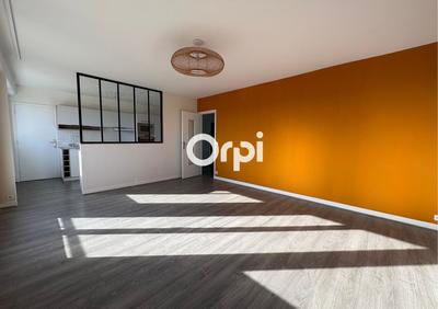 Appartement - 84 m² - 4 pièces