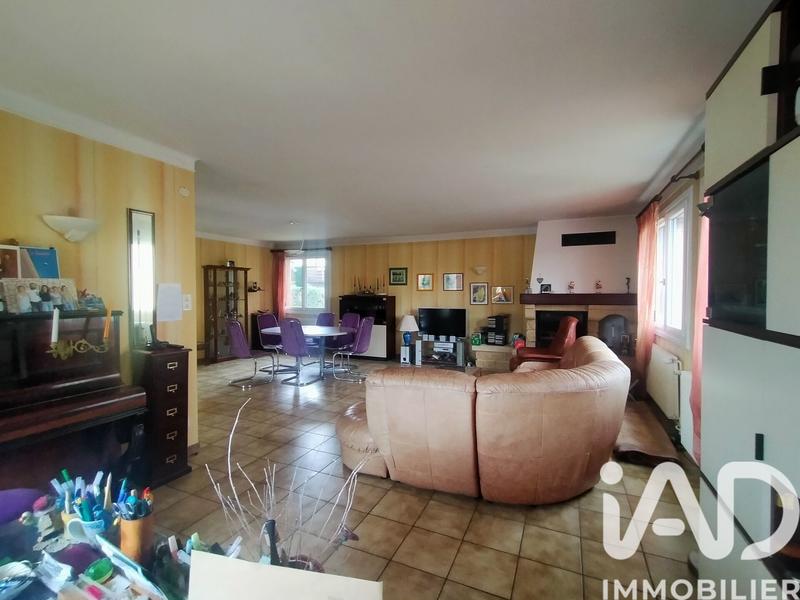 Maison - 104 m² - 4 pièces