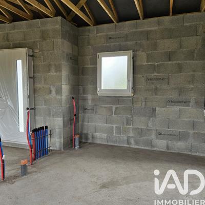 Maison - 97 m² - 4 pièces