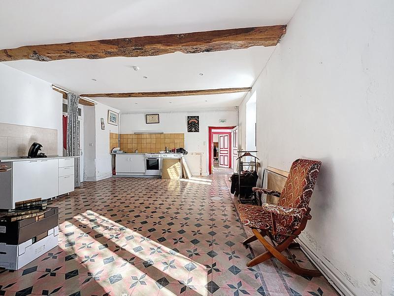 Maison ancienne - 302 m² - 12 pièces