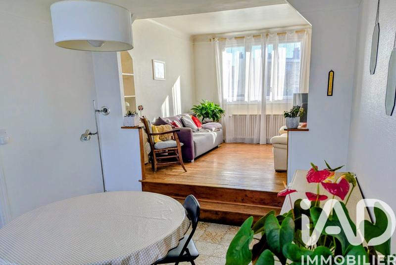 Maison - 83 m² - 5 pièces