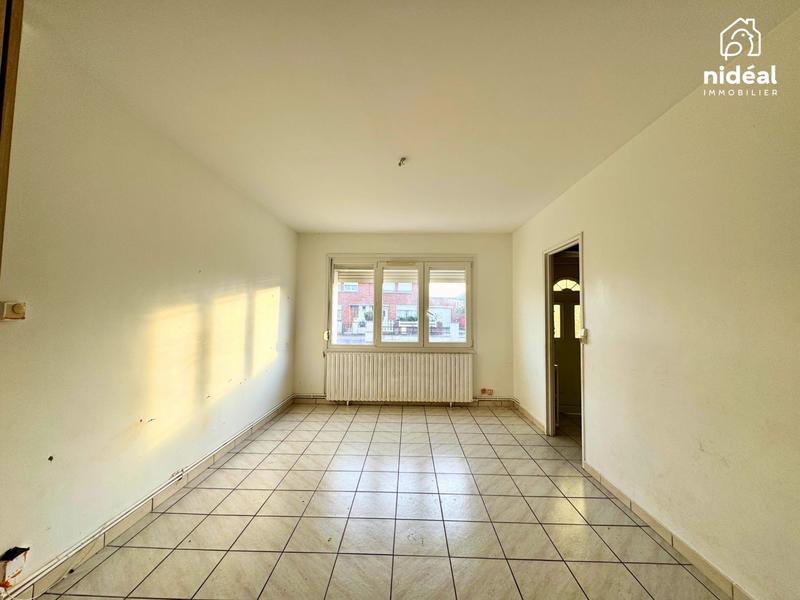 Maison - 80 m² - 6 pièces