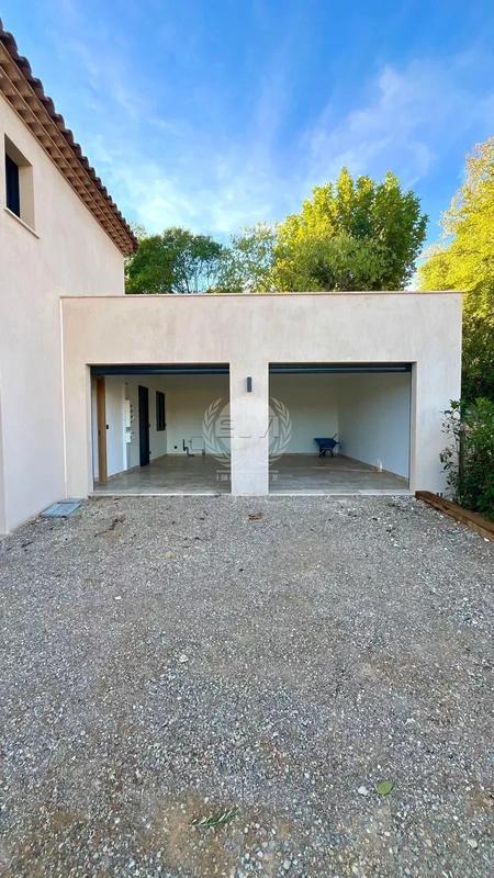 Maison - 146 m² - 5 pièces