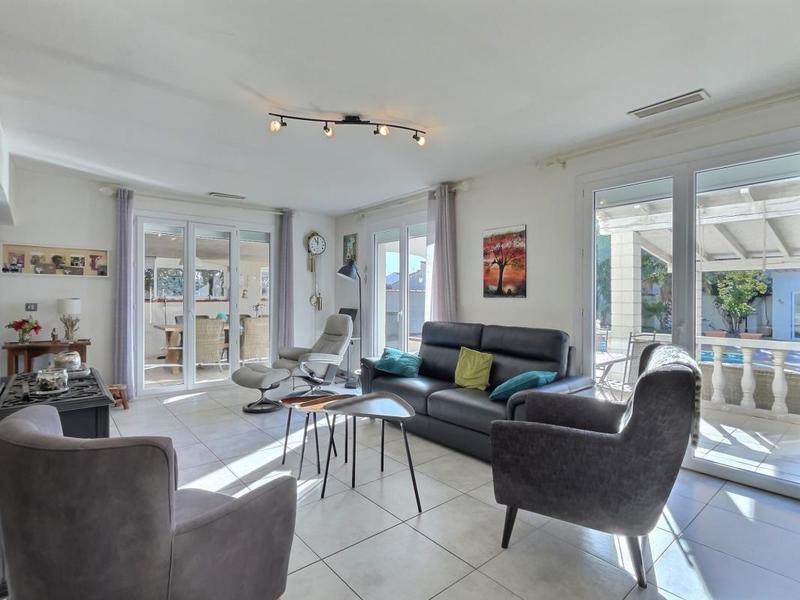 Villa - 140 m² - 5 pièces