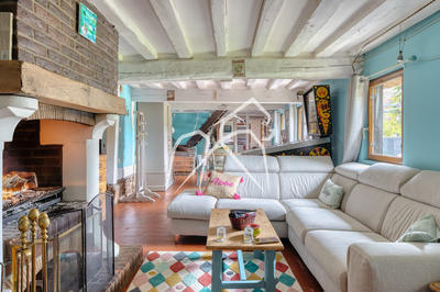 Maison - 180 m² - 5 pièces