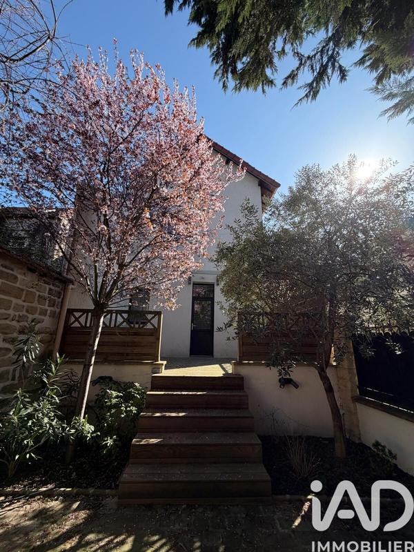 Maison de village - 107 m² - 5 pièces