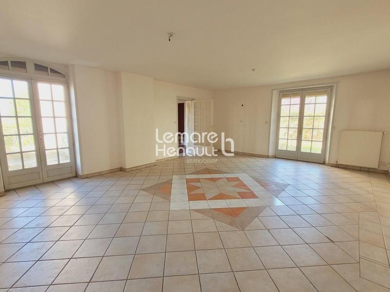 Propriété - 174 m² - 7 pièces