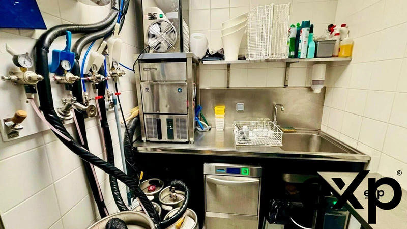 Fonds de commerce - Magasins - 1 118 m²