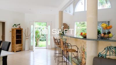 Maison - 170 m² - 6 pièces