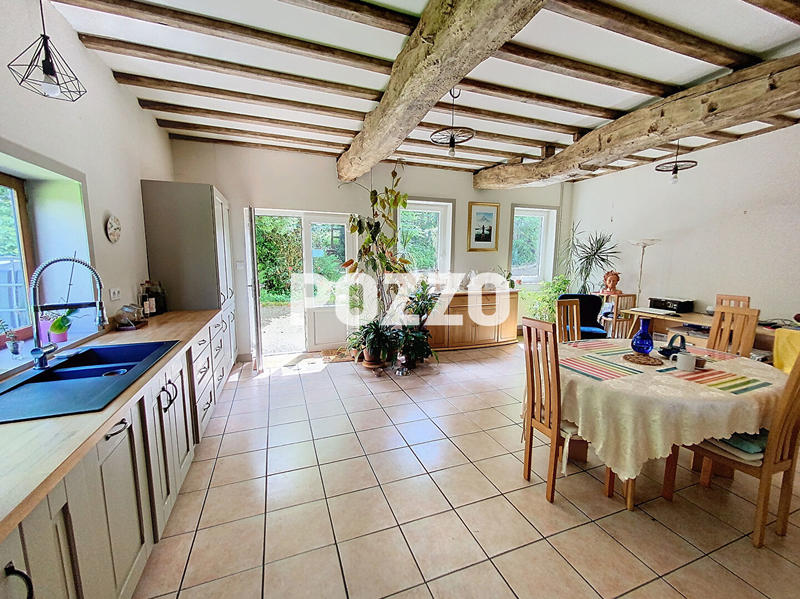 Maison - 144 m² - 5 pièces