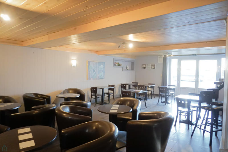 Maison - 550 m² - 18 pièces