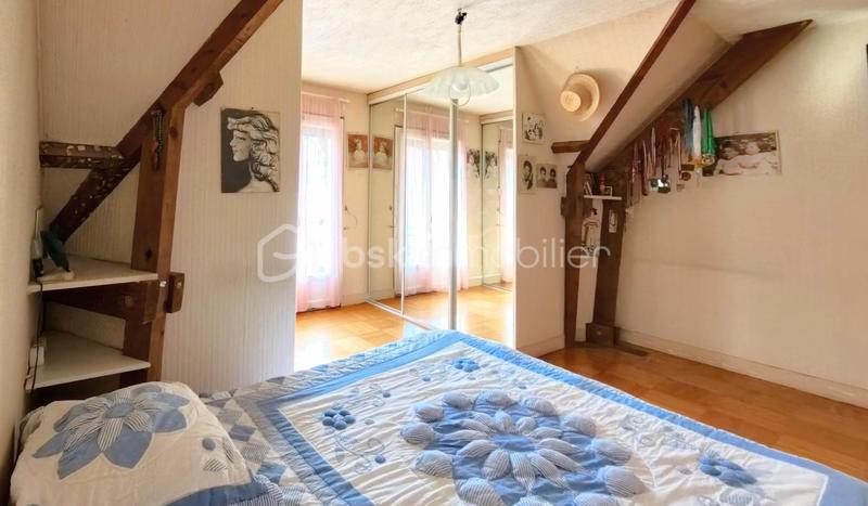 Maison - 120 m² - 6 pièces