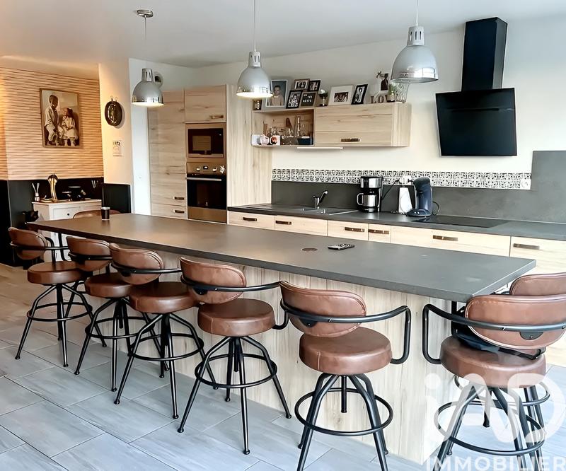 Appartement - 87 m² - 4 pièces