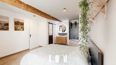 Maison - 121 m² - 4 pièces