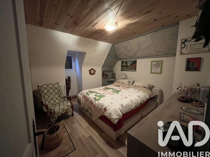 Maison - 140 m² - 5 pièces