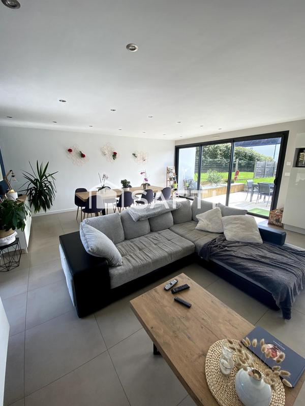 Maison - 97 m² - 3 pièces