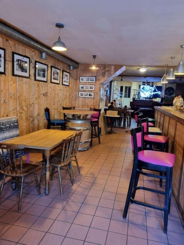 Local d'activité / Entrepôt - 139 m²