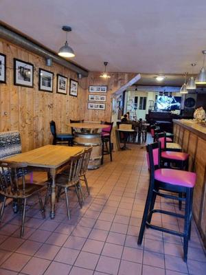 Local d'activité / Entrepôt - 139 m²