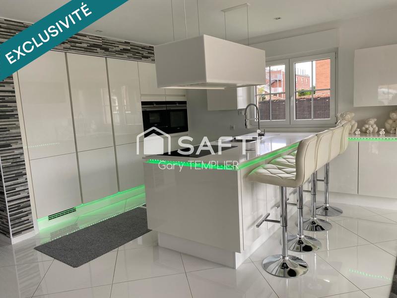 Maison - 144 m² - 5 pièces