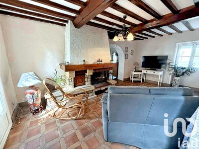 Maison - 139 m² - 8 pièces