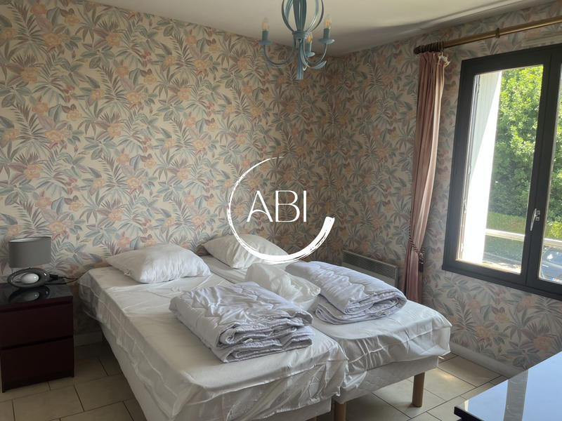 Appartement - 90 m² - 4 pièces