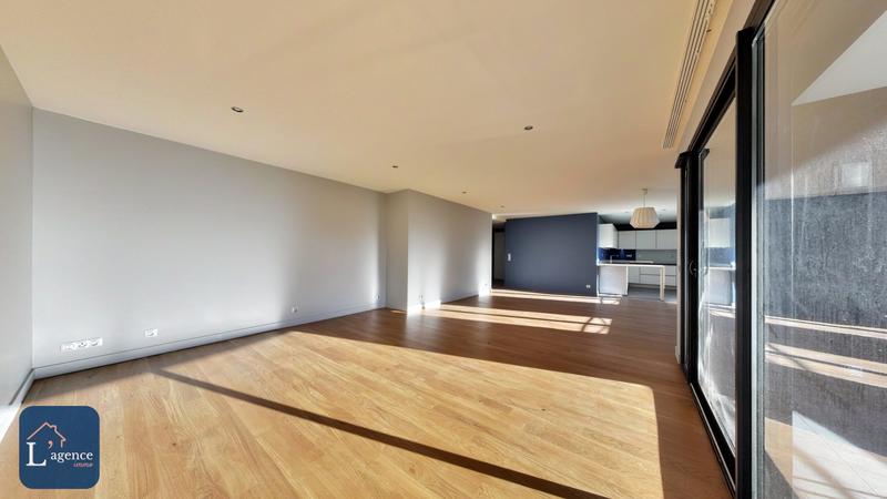 Appartement - 133 m² - 4 pièces