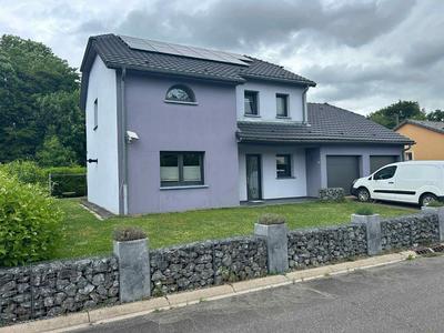 Maison - 153 m² - 5 pièces