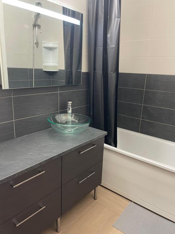 Appartement - 75 m² - 3 pièces