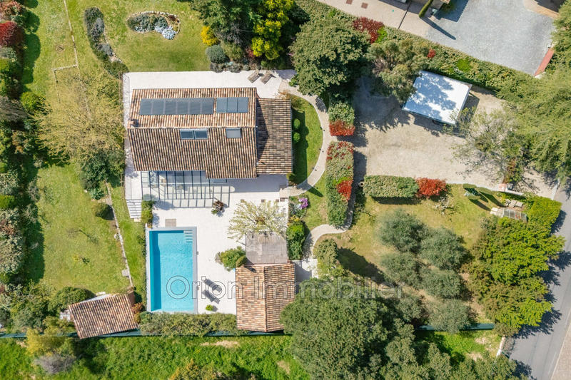 Maison - 198 m² - 8 pièces