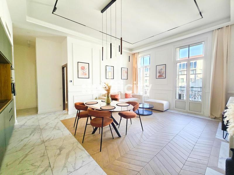 Appartement - 75 m² - 3 pièces