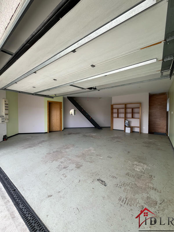 Maison - 240 m² - 7 pièces