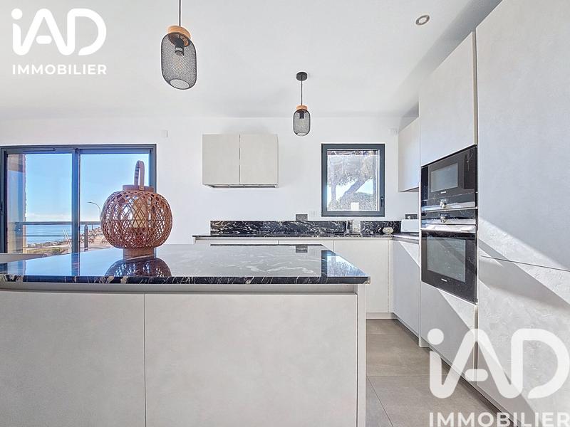 Appartement - 90 m² - 3 pièces