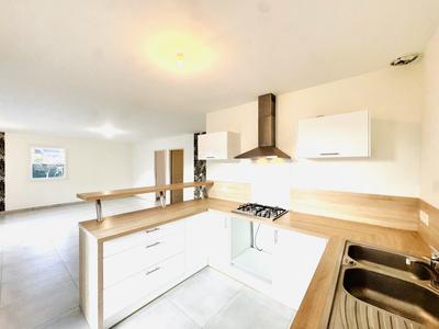 Maison - 103 m² - 5 pièces