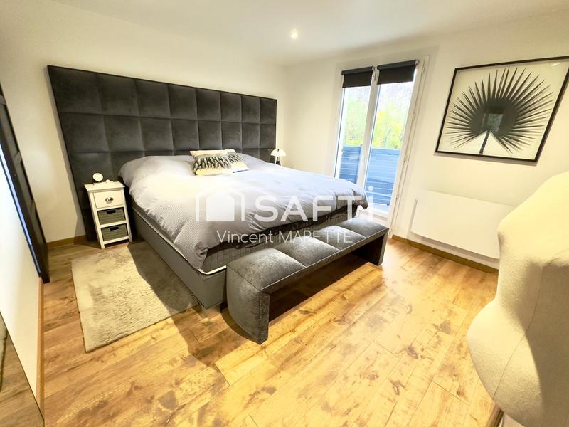 Maison - 199 m² - 8 pièces