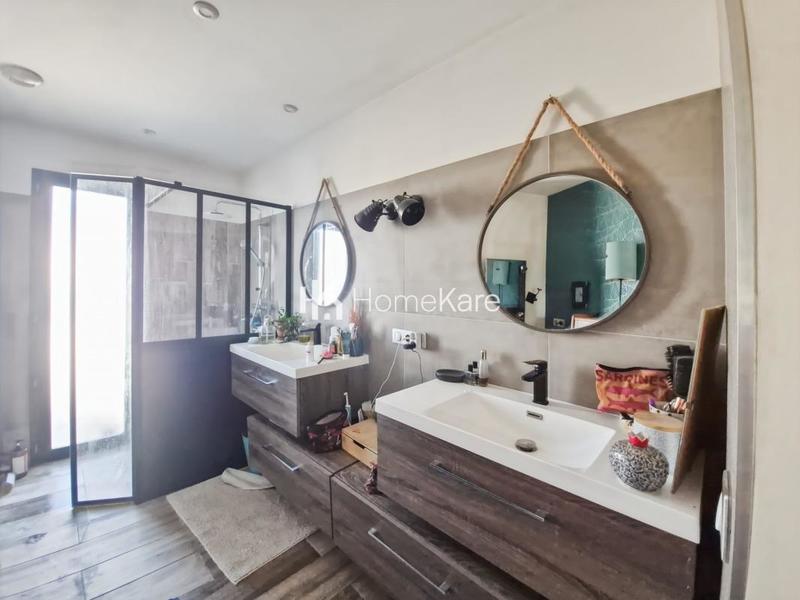 Maison - 140 m² - 5 pièces