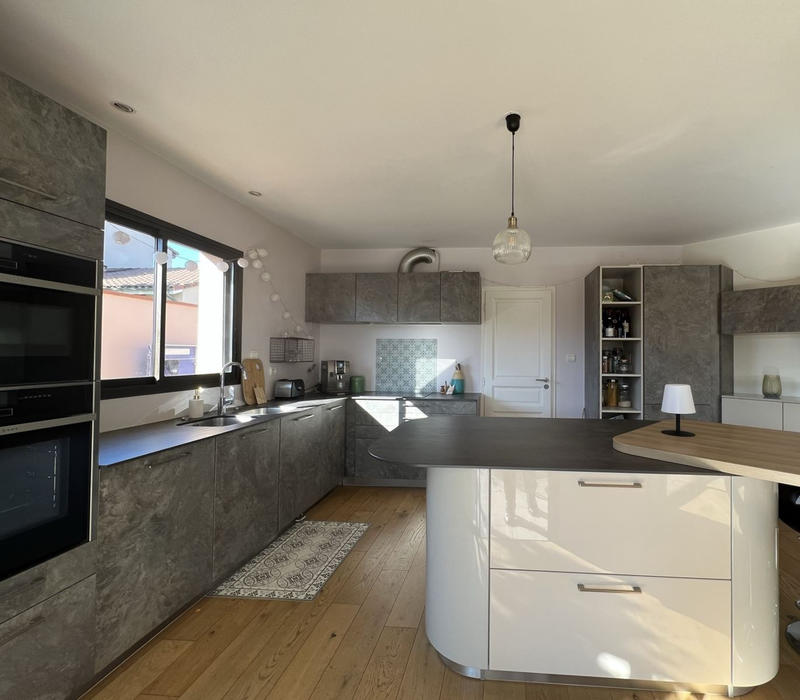 Villa - 216 m² - 7 pièces