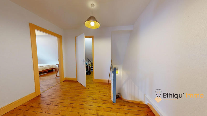 Maison - 89 m² - 5 pièces