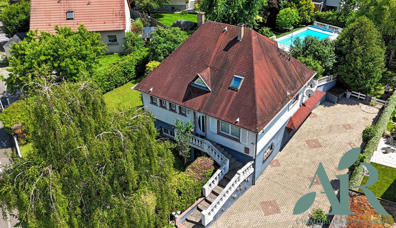 Maison - 135 m² - 6 pièces