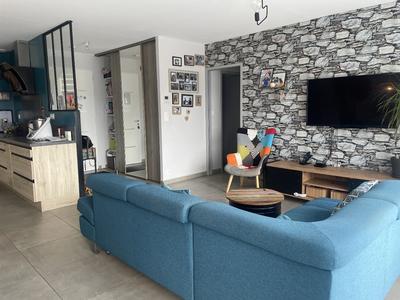 Maison - 92 m² - 4 pièces