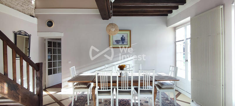 Maison - 301 m² - 11 pièces