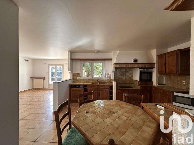 Maison - 140 m² - 5 pièces