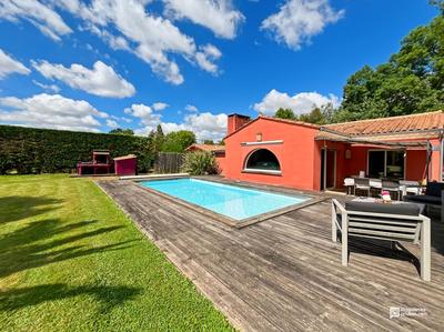 Maison - 120 m² - 5 pièces