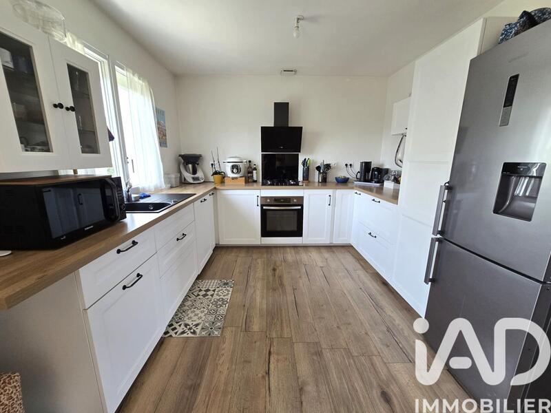 Maison - 102 m² - 6 pièces