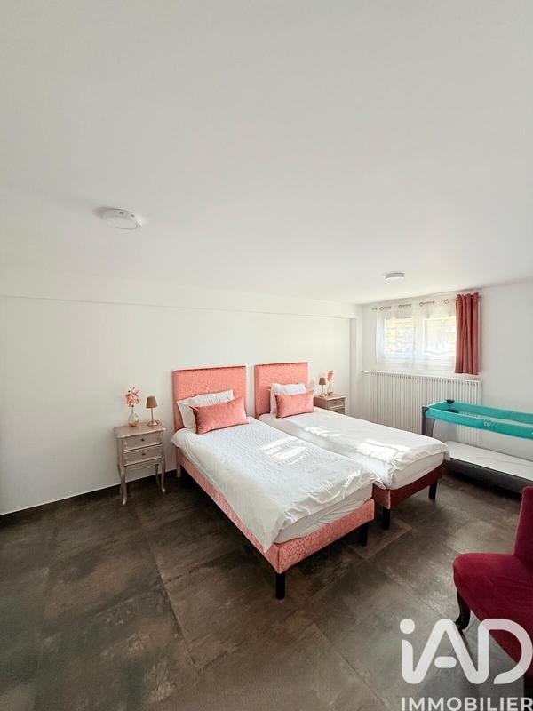 Maison - 188 m² - 7 pièces